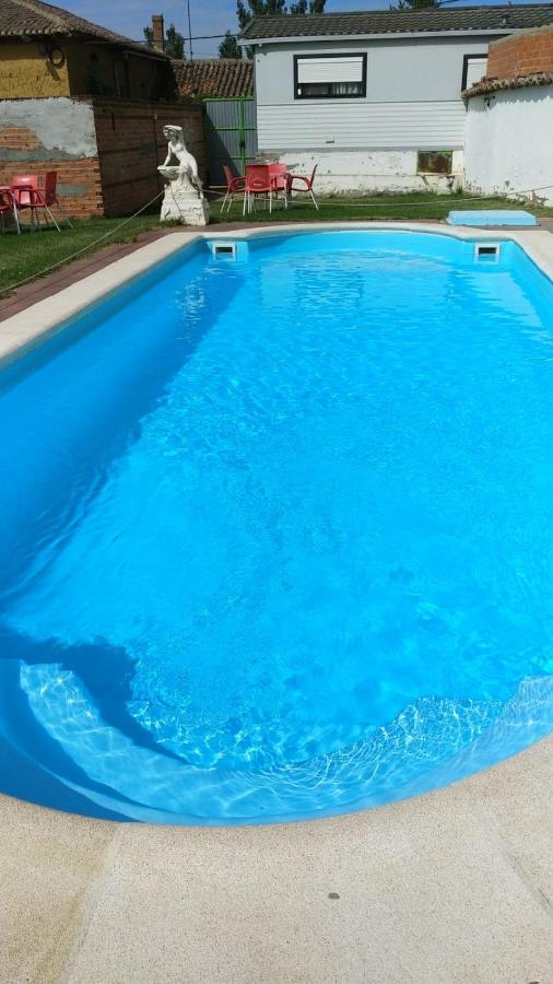 Albergue Camino Real Кальсадилья-де-ла-Куэса Экстерьер фото